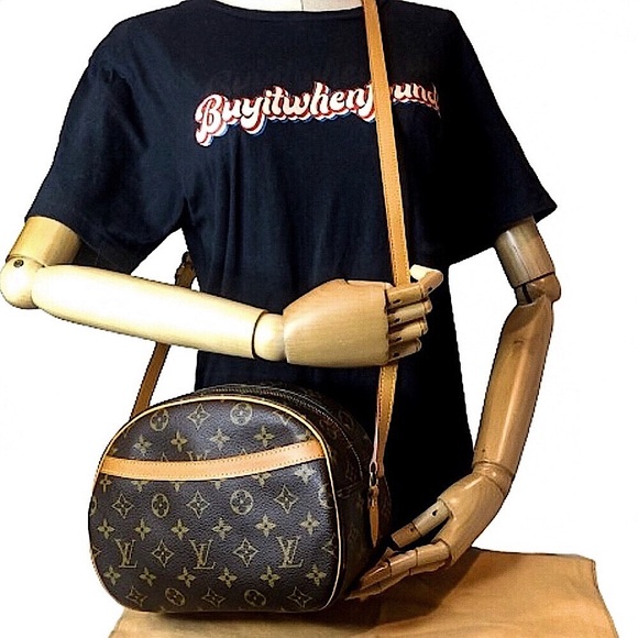 LOUIS VUITTON Monogram Blois Crossbody Shoulder Bag WITH: LV Dust Bag COA - Picture 17 of 17